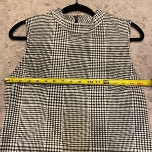 Houndstooth sleeveless shift dress
